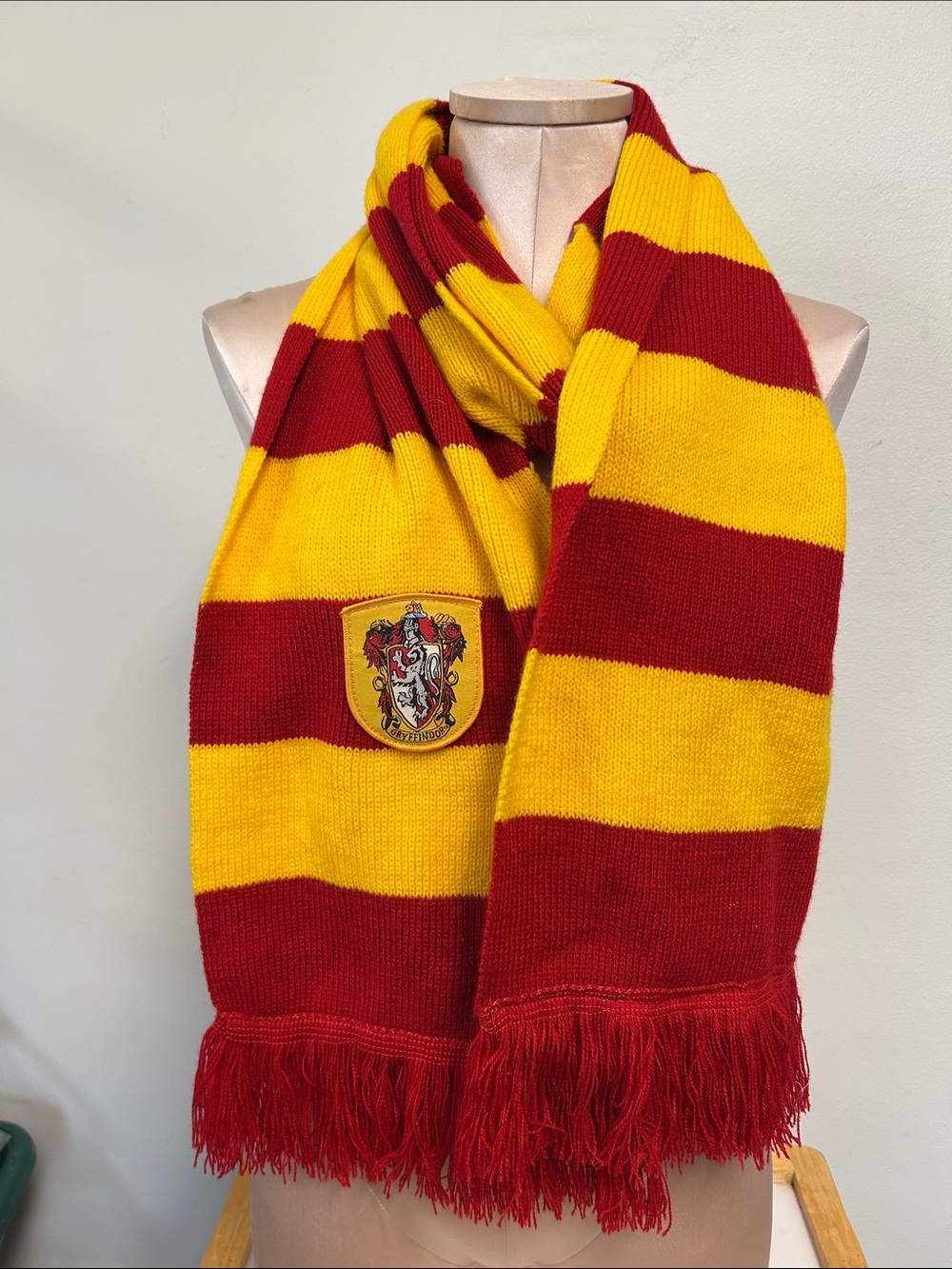 Harry Potter Hogwarts House Gryffindor Fringe Scarlet & Gold 76” Knit Scarf